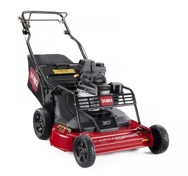Neuer Turfmaster und AkkuRasenmäher